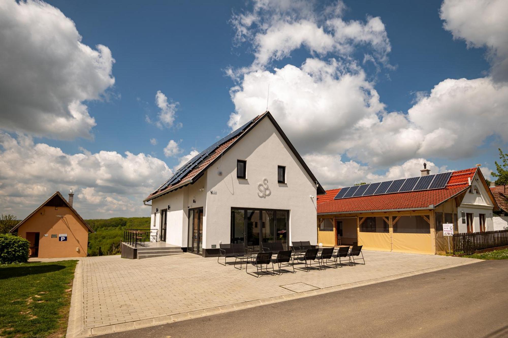Foerhenc Wine House & Guesthouses I-Ii-Iii Nagykanizsa Zewnętrze zdjęcie